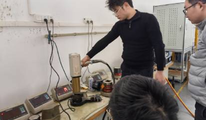 电子精控扭矩扳手预紧螺栓的跟其它预紧方式相比有哪些优势？